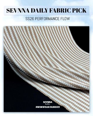 Kain Renang Daur Ulang yang Dapat Bernapas 320gsm Kain Berkelanjutan Cepat Kering untuk Produksi Pakaian Renang