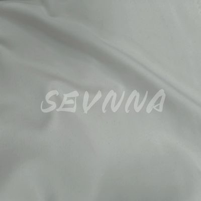 Kain Bra Olahraga Tingkat Dukungan Menengah/Tinggi dengan Desain Padded dan Serat Nylon Daur Ulang