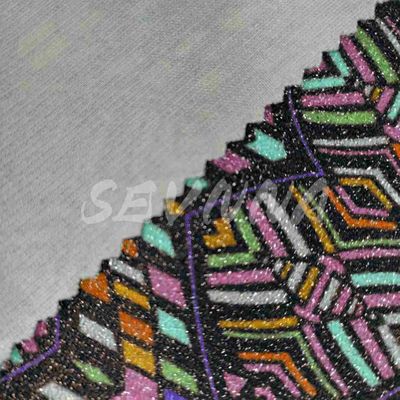 Temukan Kain Double Knit yang Sempurna untuk Pabrik Pakaian Anda