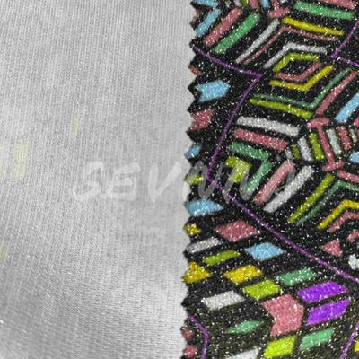 Densitas Jacquard Kain rajutan ganda Musim Panas / Musim Gugur Pakai Serat Polyester Daur Ulang