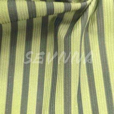 200g lembut bernapas Kain Polyester Daur Ulang tahan kerutan 135cm lebar