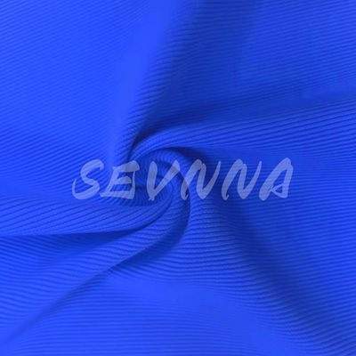 Kain Nylon Daur Ulang Yang Ramah Lingkungan 155cm Lebar Untuk Pakaian Berkelanjutan Dan Serbaguna