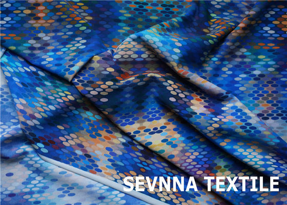 Rajutan Circular Recycled Swimwear Fabric Sentuhan Lembut Kenyamanan Tahan SPF 50 Tingkat